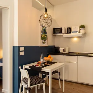 Smart & Urban - Corso51 Гостевой дом