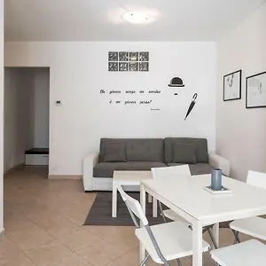 Happy Apartman Bari